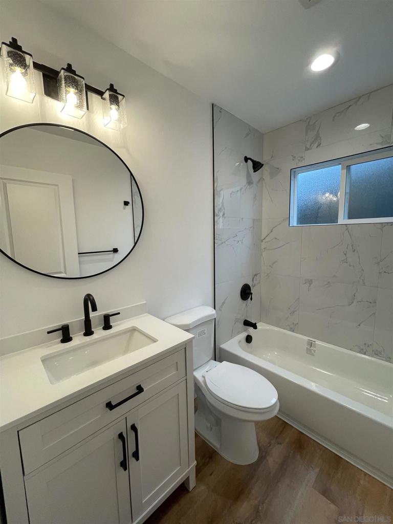 MLS #250036676SD image #11