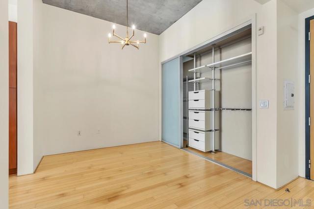 Image 17 of 29 For 1025 Island Ave  407