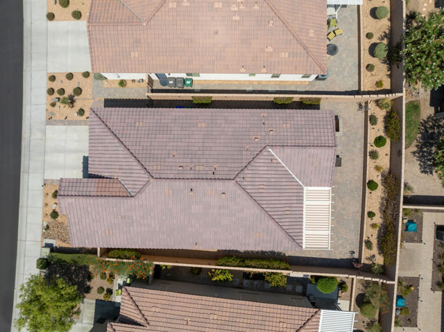 43606 Treviso Drive, Indio CA: https://media.crmls.org/mediaz/04015bf3-32e9-46c5-8aa6-fda29a4aa7cd.jpg