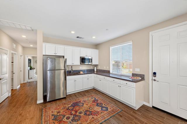 Detail Gallery Image 61 of 75 For 45721 Middle Gate Ct, Temecula,  CA 92592 - 6 Beds | 4/1 Baths