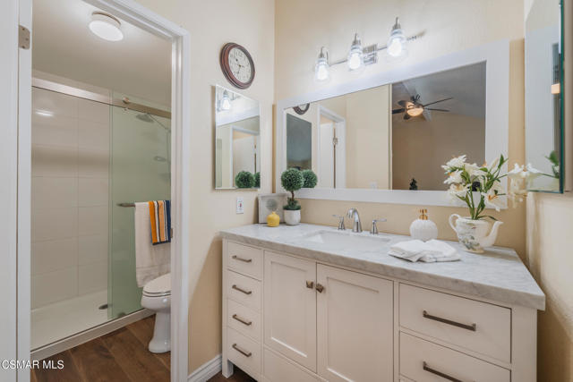 2705 N Broadmoor Avenue, Simi Valley CA: https://media.crmls.org/mediaz/0401811e-f3a3-48bc-852e-ec7ec24f076f.jpg