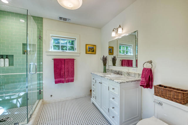 Detail Gallery Image 22 of 34 For 1881 Paloma St, Pasadena,  CA 91104 - 3 Beds | 2 Baths