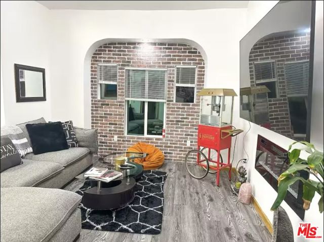 346 Laveta Terrace photo 14