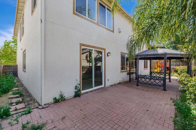 1962 Canyon Oaks Circle, Pittsburg CA: https://media.crmls.org/mediaz/0403650d-65b6-49b5-a700-d4f2edc657fb.jpg