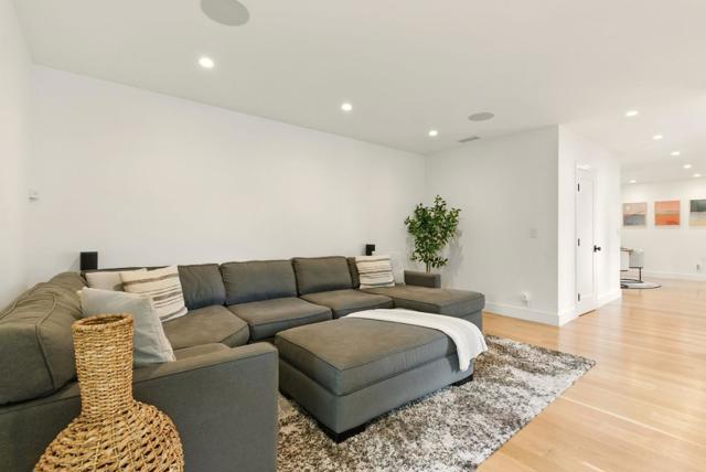 240 Bancroft Road, Burlingame CA: https://media.crmls.org/mediaz/04037720-911a-4dd7-90c2-0a26197bd615.jpg