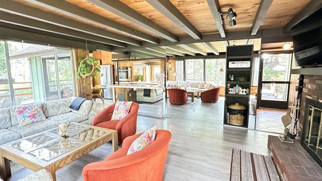 25655 Tahquitz Drive, Idyllwild CA: https://media.crmls.org/mediaz/0403824c-55b2-41f7-8590-0668bbb199b9.jpg