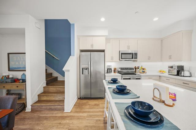 758 Seaside Street, Chula Vista CA: https://media.crmls.org/mediaz/040441b2-d095-4455-9009-042a2ff0ce46.jpg