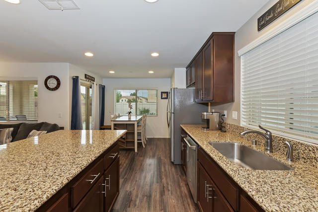 1431 Allium Court, Beaumont CA: https://media.crmls.org/mediaz/04050a4f-17af-4b0a-81d9-d6abf3c332e5.jpg