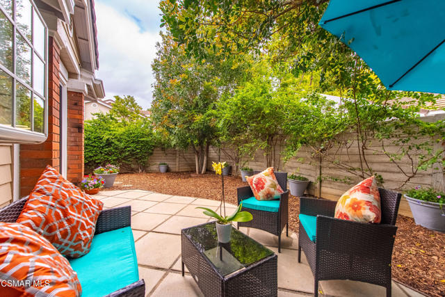 5748 Whispering Pines Circle, Westlake Village CA: https://media.crmls.org/mediaz/04056530-4660-478b-99f0-ab811f180449.jpg