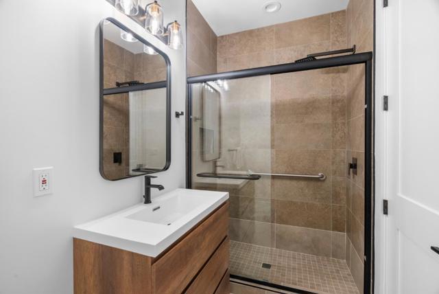 288 Clearpark Circle, San Jose CA: https://media.crmls.org/mediaz/0405aba3-37b5-4942-977c-e9ff60b4755e.jpg