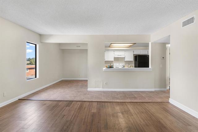 Detail Gallery Image 5 of 18 For 1040 E Washington Ave #33,  Escondido,  CA 92025 - 1 Beds | 1 Baths