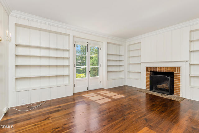 1184 Arden Road, Pasadena CA: https://media.crmls.org/mediaz/04067960-e273-4f1e-bc3b-9acd47f7edc9.jpg