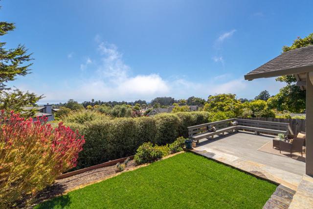230 Thunderbird Drive, Aptos CA: https://media.crmls.org/mediaz/04086fb3-5830-4fc5-8f8b-5c5bea018ca6.jpg