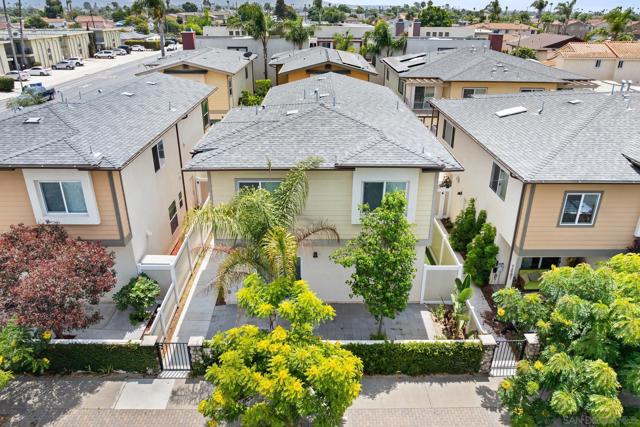 1289 Donax, Imperial Beach CA: https://media.crmls.org/mediaz/0409058b-2815-493b-9437-68e8f8635037.jpg