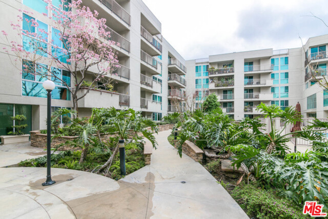 Photo of 267 S SAN PEDRO Street #115, Los Angeles, CA 90012