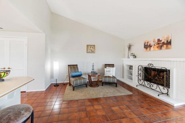 16071 Sun Summit Pt, San Diego CA: https://media.crmls.org/mediaz/040b0a94-fde8-415d-914b-f8f19791e9ef.jpg