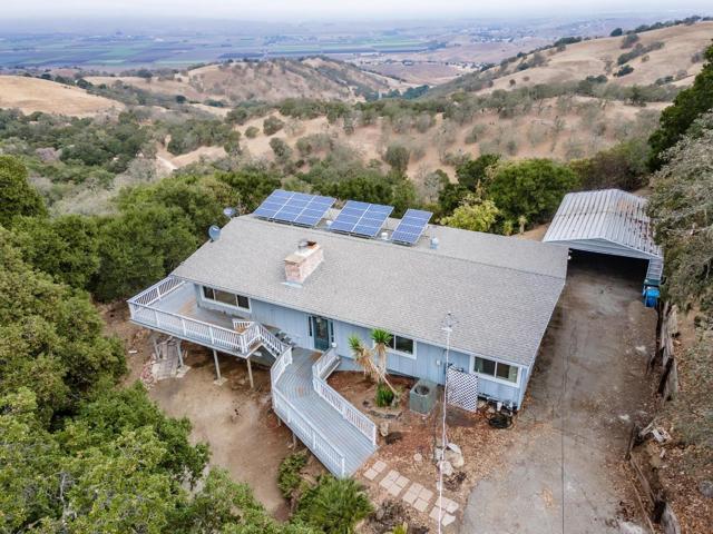 380 Hillside Road, San Juan Bautista CA: https://media.crmls.org/mediaz/040b53d4-f6d8-45e9-9f79-82e22e22832c.jpg