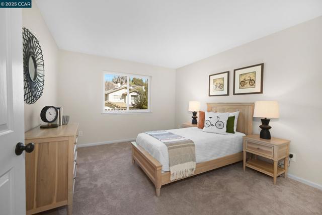 4072 Westminster Pl, Danville CA: https://media.crmls.org/mediaz/040bccf2-c7c3-407f-87bc-be7fa7881047.jpg