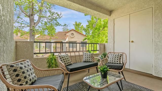 Detail Gallery Image 7 of 41 For 10684 Dabney Dr #106,  San Diego,  CA 92126 - 2 Beds | 2 Baths