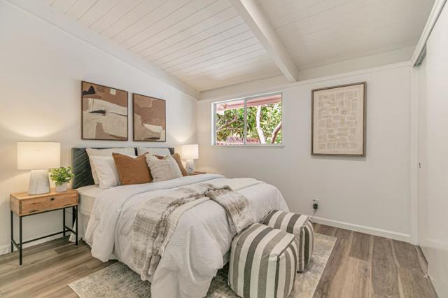 3845 Corina Way, Palo Alto CA: https://media.crmls.org/mediaz/040d5bcc-c880-4071-b23d-f1716adf69e0.jpg
