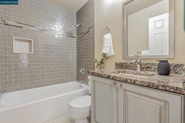 1806 Ridgeland Circle, Danville CA: https://media.crmls.org/mediaz/040dd94c-6bd4-46ae-9fde-ac29bb51f480.jpg