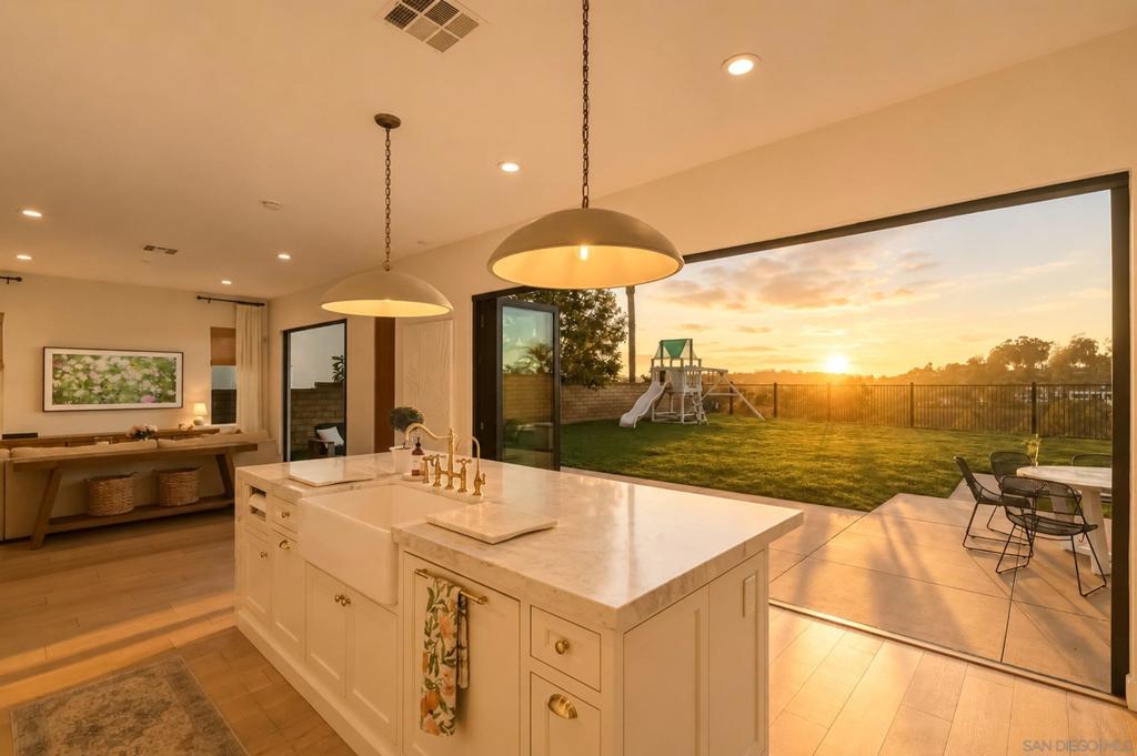 5034 Greenwillow Ln - photo 2
