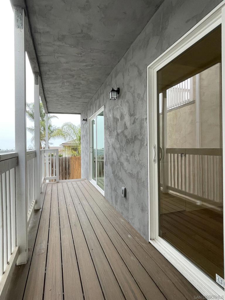 MLS #250036676SD image #10