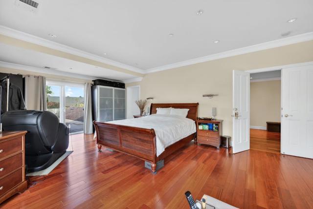 746 Jacaranda Circle, Hillsborough CA: https://media.crmls.org/mediaz/040f6068-6749-415a-ab66-a6c738f197aa.jpg