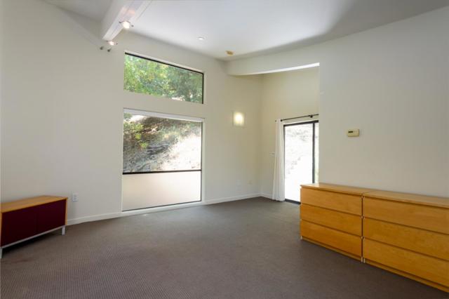 3527 Oak Knoll Drive, Redwood City CA: https://media.crmls.org/mediaz/040f909f-dede-4a04-b579-260115702020.jpg