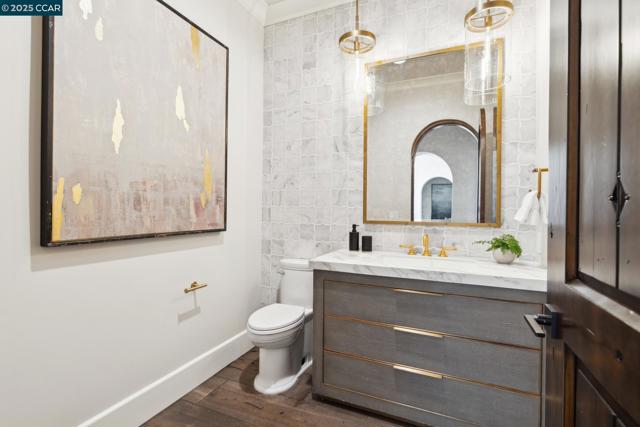 1021 Via Del Gato, Alamo CA: https://media.crmls.org/mediaz/04103794-4e7d-4502-a7ef-fadbfee3e88d.jpg