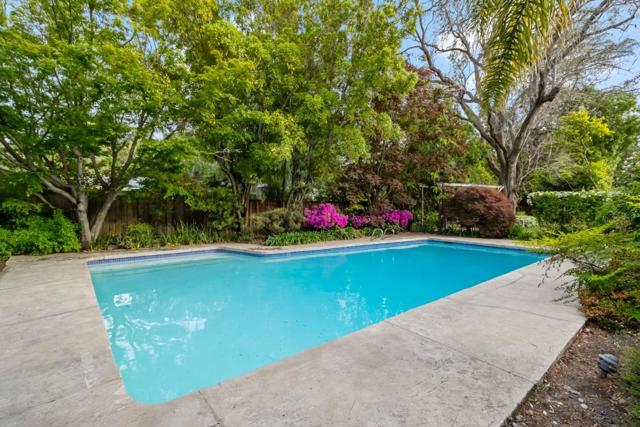 97 Snowden Avenue, Atherton CA: https://media.crmls.org/mediaz/0410efcd-fcd0-4e30-abee-dd7e7fbf5b8d.jpg