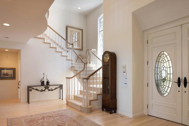 26048 Paseo Del Sur, Monterey CA: https://media.crmls.org/mediaz/04114eff-e3a4-458f-84e0-eccb85f00db7.jpg