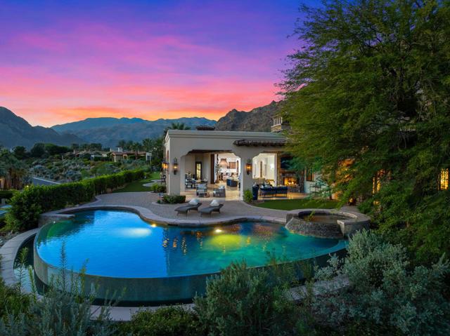 49925 Canyon View Drive, Palm Desert CA: https://media.crmls.org/mediaz/0411974d-35a2-4523-a5dc-24818f5b438b.jpg