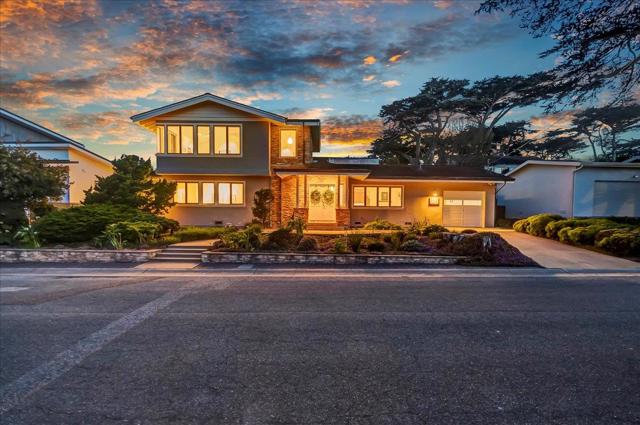 1037 Shell Avenue, Pacific Grove CA: https://media.crmls.org/mediaz/0411cf0b-8d0e-48f0-93cf-1566b3ab3267.jpg