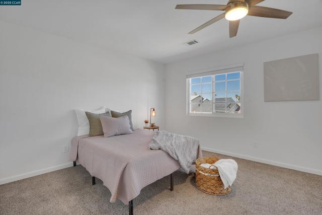 3253 Madrone St, Antioch CA: https://media.crmls.org/mediaz/04134b74-189b-4db9-906b-21b0c80e3d31.jpg