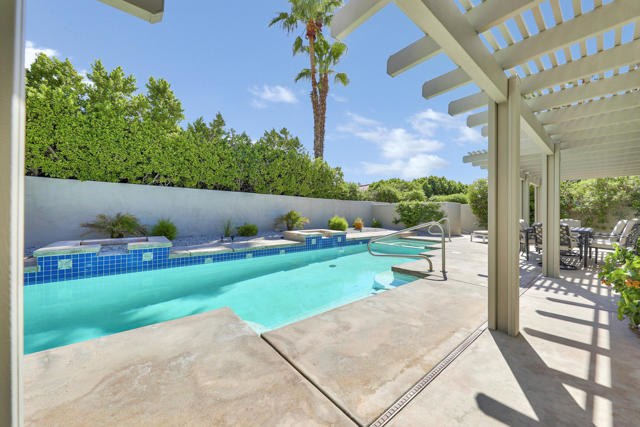 Image 3 of 31 For 40346 Barington Drive