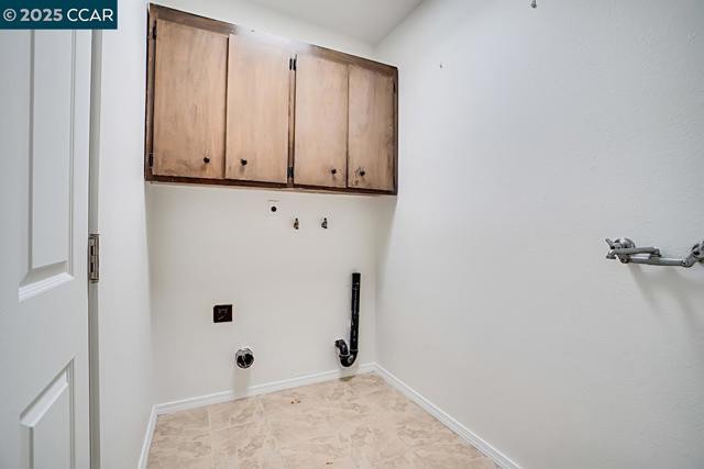 50 chief, Sacramento CA: https://media.crmls.org/mediaz/04142c88-49af-4333-bc0c-3988f23e924a.jpg