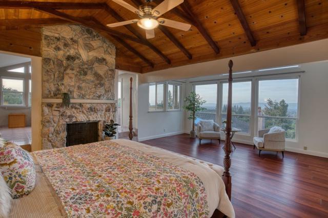 18800 Withey Road, Monte Sereno CA: https://media.crmls.org/mediaz/04158750-fa3c-4638-8b57-6627f0754248.jpg