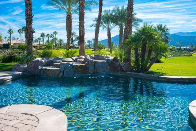 58061 Carmona, La Quinta CA: https://media.crmls.org/mediaz/0416788d-8f45-4460-89fd-8c5bbdfc535a.jpg