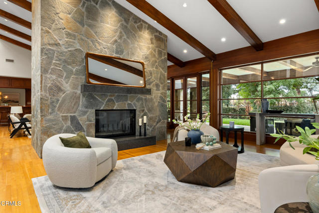 Detail Gallery Image 10 of 19 For 921 Chapea Rd, Pasadena,  CA 91107 - 5 Beds | 6/1 Baths