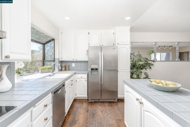 3608 VICTOR ST., Pinole CA: https://media.crmls.org/mediaz/041914a6-d421-4274-b505-9731518873b3.jpg