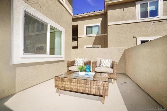 7405 Charmant Dr, San Diego CA: https://media.crmls.org/mediaz/041973bf-ab36-4cd8-84c4-7c7c1ab2327c.jpg