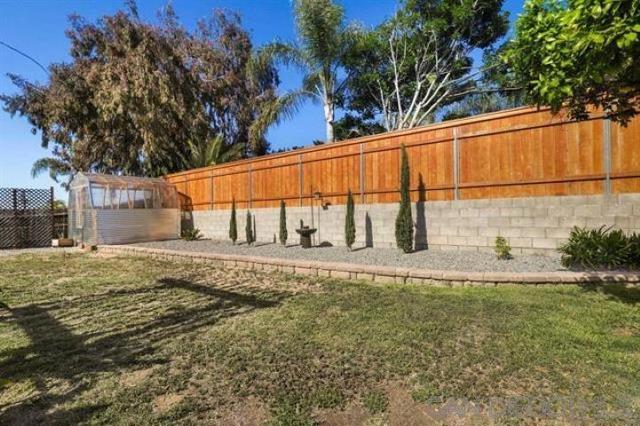 5442 San Onofre Ter, San Diego CA: https://media.crmls.org/mediaz/04197fb2-523f-4001-aa03-7b523bd438f8.jpg