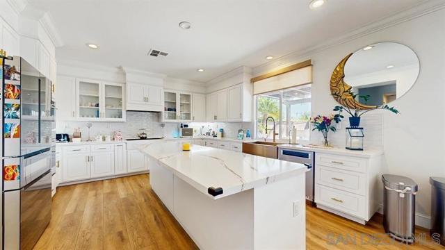 43041 Noble Court, Temecula CA: https://media.crmls.org/mediaz/0419b550-6fbb-4e5c-9a8d-815c45852576.jpg