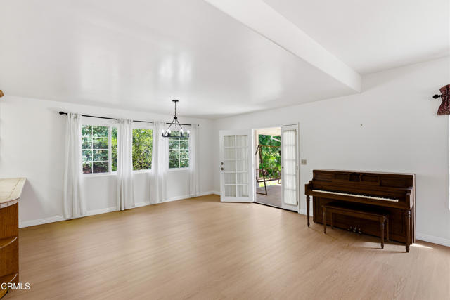 Detail Gallery Image 13 of 36 For 15811 Calle El Capitan, Green Valley,  CA 91390 - 3 Beds | 2 Baths