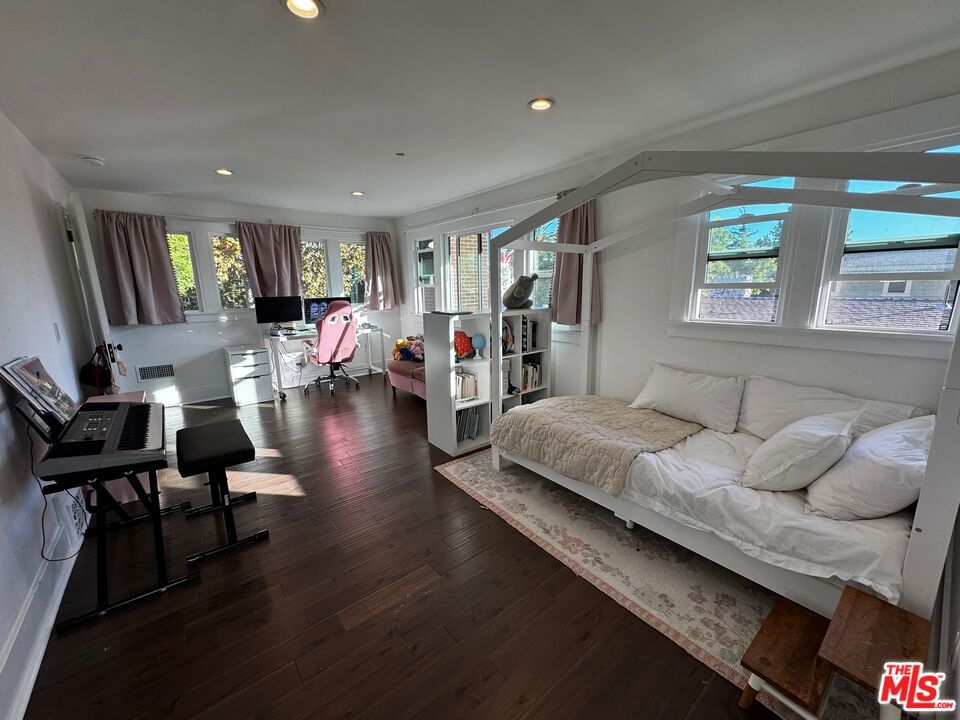 MLS #25625111 img 25