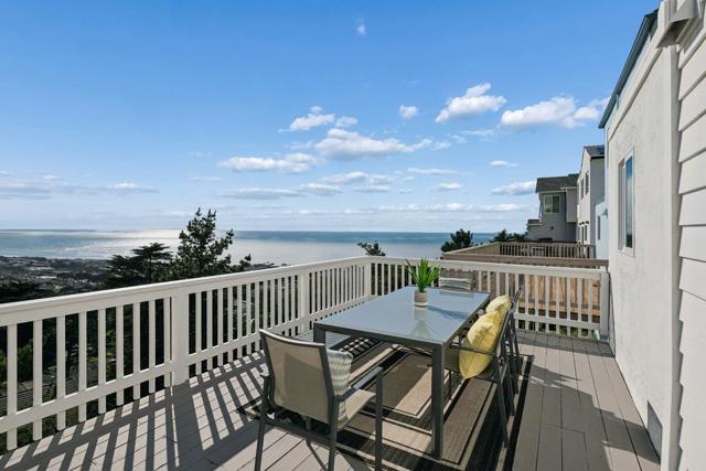 170 Beachview Avenue, Pacifica CA: https://media.crmls.org/mediaz/041af14e-ff7e-4236-a341-7834c40f05d0.jpg