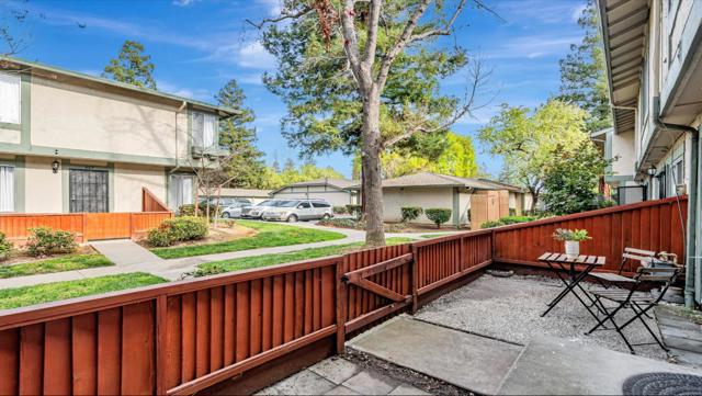 655 Balfour Drive, San Jose CA: https://media.crmls.org/mediaz/041b1bbd-c420-498b-bfdd-917250745e9f.jpg