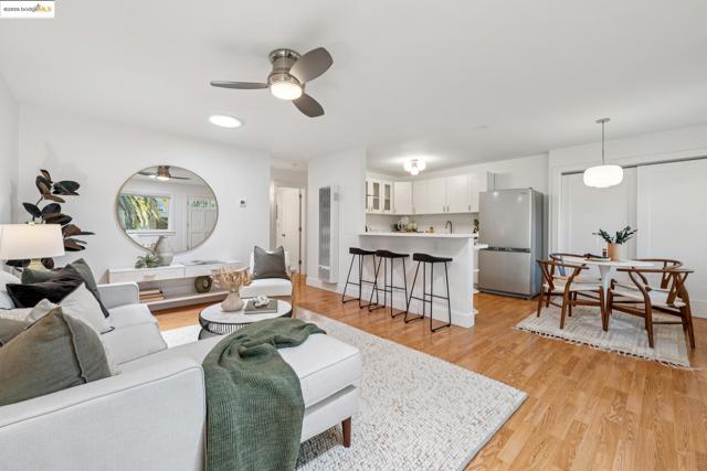 2028 Damuth St, Oakland CA: https://media.crmls.org/mediaz/041db42c-6034-4ac6-9c5e-ae0dcb1edfdd.jpg