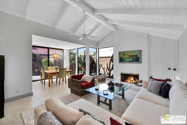 2550 Miramonte Circle, B, Palm Springs